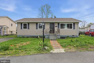 105 Marl Dr, Ranson, WV 25438 - Photo 1