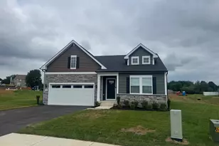 151 Capulet Ct, Charles Town, WV 25414 - Photo 1
