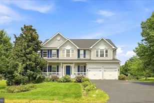57 General Semmes Ct, Harpers Ferry, WV 25425 - Photo 1