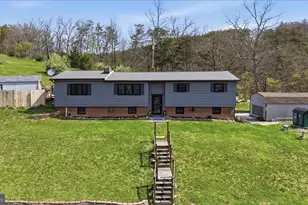 73 Hilltop View Ln, Ridgeley, WV 26753 - Photo 1
