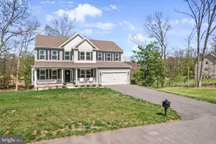 1561 N Lakewood Dr, Ridgeley, WV 26753 - Photo 1