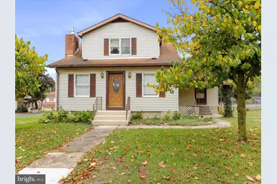 525 Winchester Street, Paw Paw, WV 25434 - Photo 1