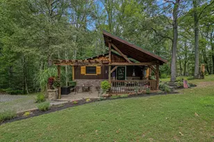 237 Redbud Ln, Hedgesville, WV 25427 - Photo 1
