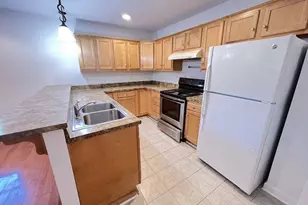 301 SW 7th St, Charlottesville, VA 22903 - Photo 9