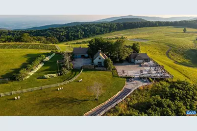 24981 Blue Ridge Pkwy, Vesuvius, VA 24483 - Photo 5