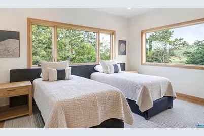 410 Twelve Ridges Way, Vesuvius, VA 24483 - Photo 19