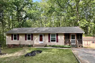 4646 Woods Edge Rd, Troy, VA 22974 - Photo 1