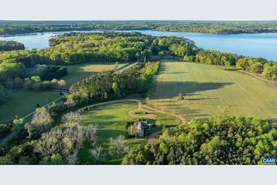 1425 Twiggs Ferry Rd, Hartfield, VA 23071 - Photo 7