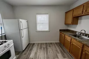 301 SW 7th St, Charlottesville, VA 22903 - Photo 5