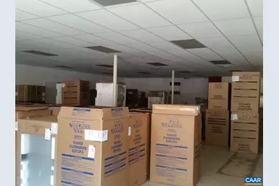 475 Valley St, Scottsville, VA 24590 - Photo 23