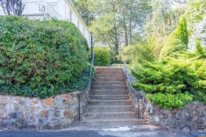 358 Main St E 10 1/2 St, Orange, VA 22960 - Photo 11