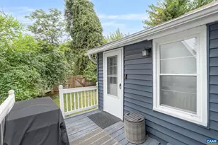 800 Anderson St, Charlottesville, VA 22903 - Photo 9