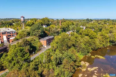 1915 E Market St #3, Charlottesville, VA 22902 - Photo 3