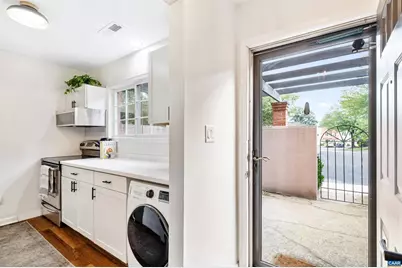 1552 Garden Ct, Charlottesville, VA 22901 - Photo 9