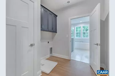 13 Sablewood Dr, Charlottesville, VA 22911 - Photo 37