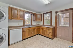 6497 Grove Hill Ct, Gordonsville, VA 22942 - Photo 17