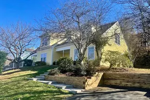 900 Locust Ln, Charlottesville, VA 22901 - Photo 1