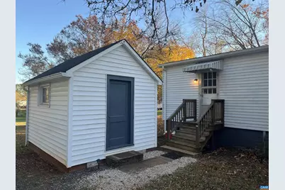 1227 Blue Ridge Ave, Crozet, VA 22932 - Photo 5