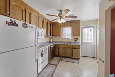 2319 Finch Ct, Charlottesville, VA 22911 - Photo 21