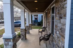 2855 Shannon Glen Ct, Earlysville, VA 22936 - Photo 3