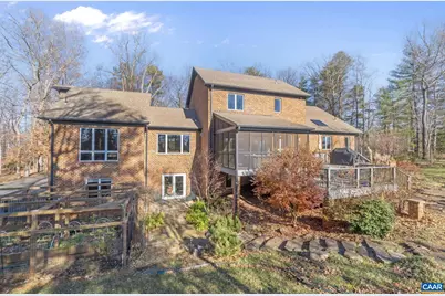 2815 Cola Woods Ln, Charlottesville, VA 22901 - Photo 5