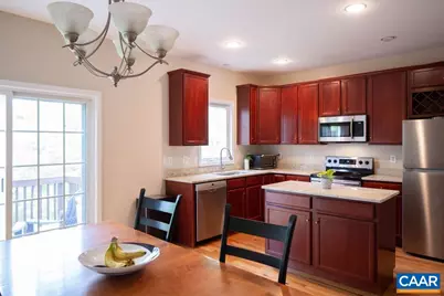 139 Old Fifth Cir, Charlottesville, VA 22903 - Photo 3