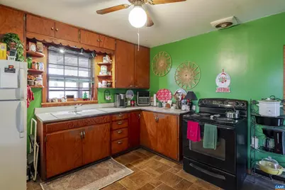 908 Rockland Ave, Charlottesville, VA 22902 - Photo 7