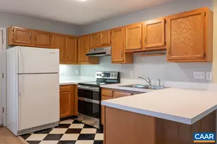 1688 Royal Oak Ct, Charlottesville, VA 22902 - Photo 15