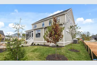 40 Borthwick St, Crozet, VA 22932 - Photo 3