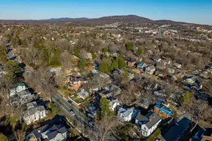 708 Locust Ave, Charlottesville, VA 22902 - Photo 23
