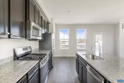 36 Iron Horse Ln #V, Fishersville, VA 22939 - Photo 17