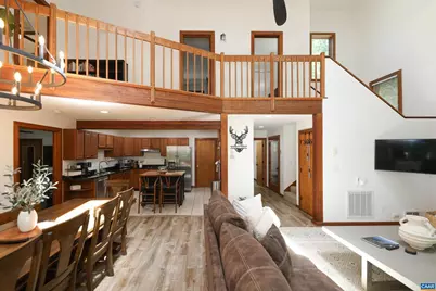 278 E Catoctin Dr, Wintergreen Resort, VA 22967 - Photo 15