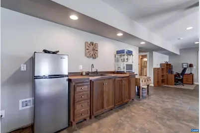 1126 Cambridge Hill Ln, Keswick, VA 22947 - Photo 55