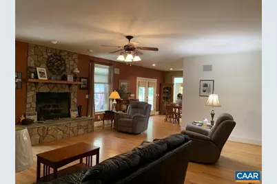 3206 Scarlet Oak Ln, Charlottesville, VA 22911 - Photo 5