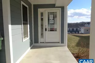 208 Windsor Dr, Fishersville, VA 22939 - Photo 3