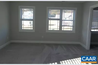 208 Windsor Dr, Fishersville, VA 22939 - Photo 7