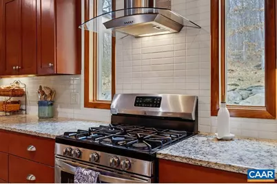 519 Foothills Dr, Nellysford, VA 22958 - Photo 25