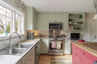 1413 Foxbrook Ln, Charlottesville, VA 22901 - Photo 9