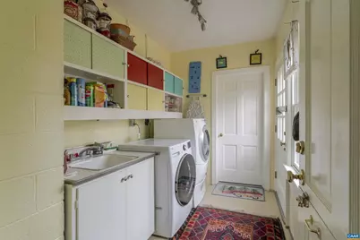 1413 Foxbrook Ln, Charlottesville, VA 22901 - Photo 25