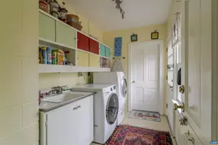 1413 Foxbrook Ln, Charlottesville, VA 22901 - Photo 25