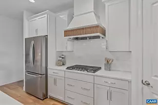 19 Fowler St, Charlottesville, VA 22901 - Photo 9