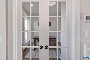 19 Fowler St, Charlottesville, VA 22901 - Photo 5