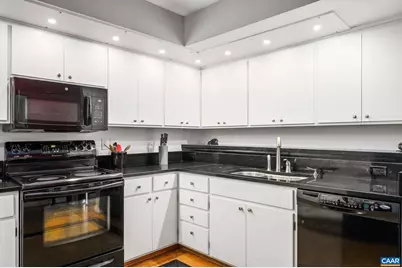 311 NW 2nd St #B, Charlottesville, VA 22902 - Photo 13