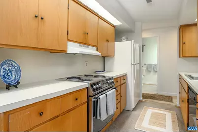 207 NW 2nd St #D, Charlottesville, VA 22902 - Photo 13