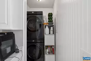 273 E Riverside Dr, Timberville, VA 22853 - Photo 9