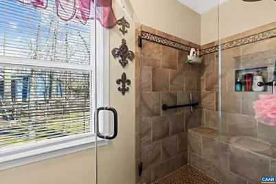 1817 Hearthglow Ln, Charlottesville, VA 22901 - Photo 31