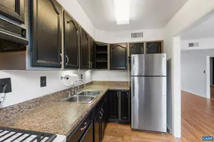 2527 Hydraulic Rd, Charlottesville, VA 22901 - Photo 11