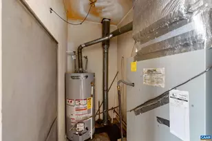 2527 Hydraulic Rd, Charlottesville, VA 22901 - Photo 13