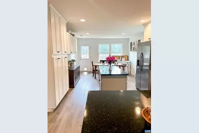 307 15th St, Grottoes, VA 24441 - Photo 17