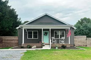 307 15th St, Grottoes, VA 24441 - Photo 3